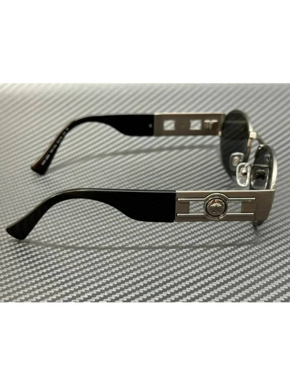 New Versace Men Matte Gunmetal Sunglasses 56-18-140